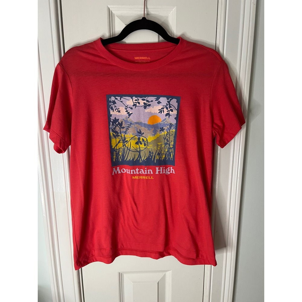 Merrell Mountain High Graphic T-Shirt Red Short Sleeve Crewneck Womens Large